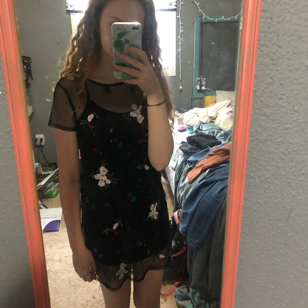 Cute Dress - Picture 2 of 2